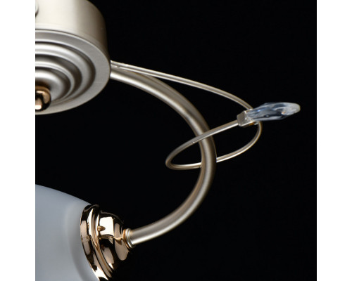 Сделать заказ Люстра на штанге DeMarkt 676014003| VIVID-LIGHT.RU