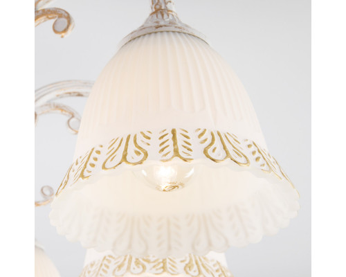 Оформить заказ Люстра на штанге Eurosvet 60107/8 белый с золотом| VIVID-LIGHT.RU