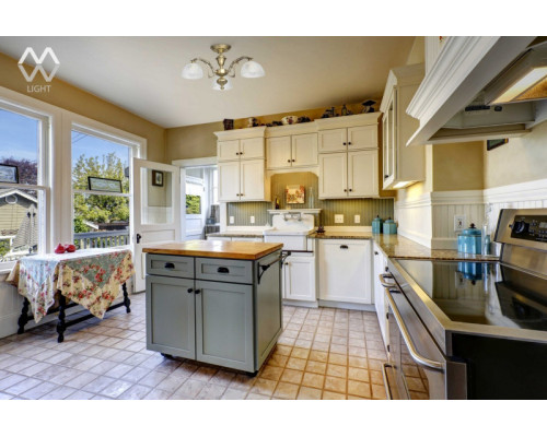 Сделать заказ Люстра на штанге MW-Light 450011503| VIVID-LIGHT.RU