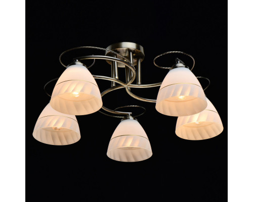 Заказать Люстра на штанге DeMarkt 676013705| VIVID-LIGHT.RU