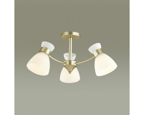 Сделать заказ Люстра на штанге LUMION 4535/3C| VIVID-LIGHT.RU