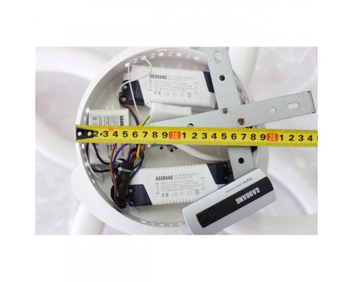 Оформить заказ Накладная люстра Omnilux OML-02807-88| VIVID-LIGHT.RU