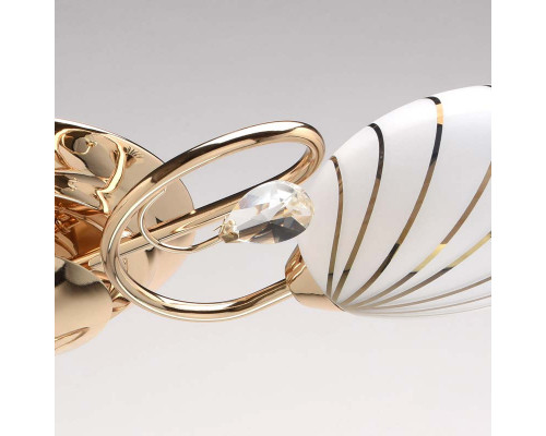 Сделать заказ Накладная люстра MW-Light 267012803| VIVID-LIGHT.RU