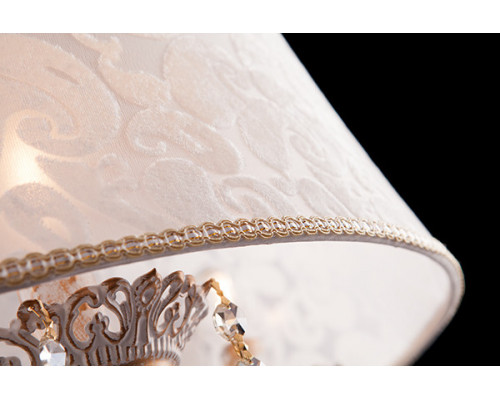 Оформить заказ Подвесная люстра Eurosvet 10008/4 белый с золотом/тонированный хрусталь Strotskis| VIVID-LIGHT.RU