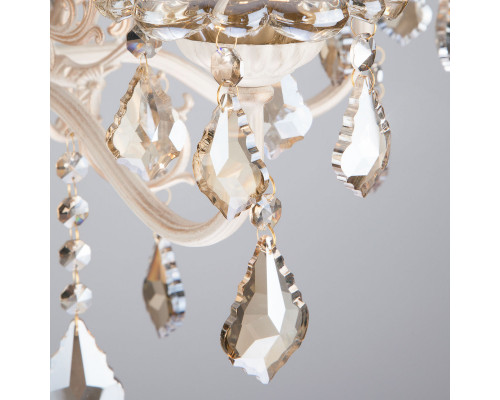 Купить Подвесная люстра Eurosvet 3281/5 белый с золотом/тонированный хрусталь Strotskis| VIVID-LIGHT.RU