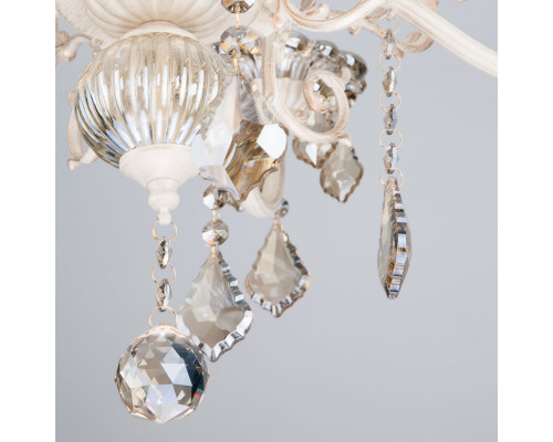 Купить Подвесная люстра Eurosvet 3281/5 белый с золотом/тонированный хрусталь Strotskis| VIVID-LIGHT.RU