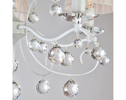 Купить Подвесная люстра Eurosvet 10058/5 белый с золотом/прозрачный хрусталь Strotskis| VIVID-LIGHT.RU