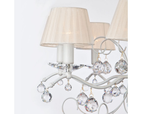 Купить Подвесная люстра Eurosvet 10058/8 белый с золотом/прозрачный хрусталь Strotskis| VIVID-LIGHT.RU