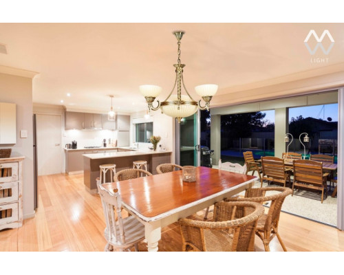 Сделать заказ Подвесная люстра MW-Light 317010708| VIVID-LIGHT.RU