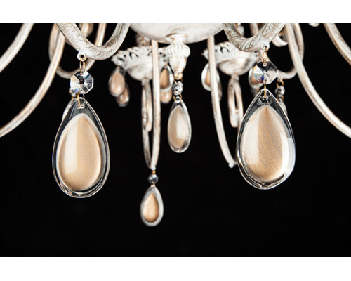 Заказать Подвесная люстра Eurosvet 10009/12 белый с золотом| VIVID-LIGHT.RU