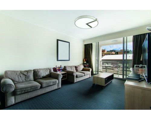 Купить Накладной светильник LUMION 3698/52CL| VIVID-LIGHT.RU