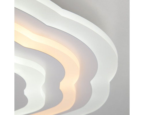 Купить Накладной светильник Eurosvet 90119/4 белый| VIVID-LIGHT.RU