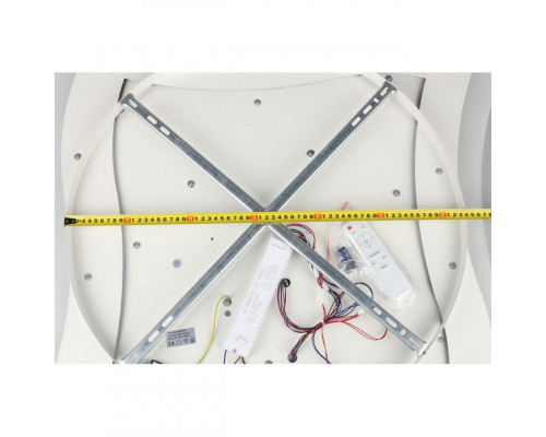 Купить Накладной светильник Omnilux OML-07207-326| VIVID-LIGHT.RU