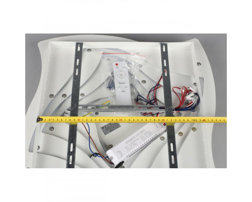 Сделать заказ Накладной светильник Omnilux OML-07807-248| VIVID-LIGHT.RU