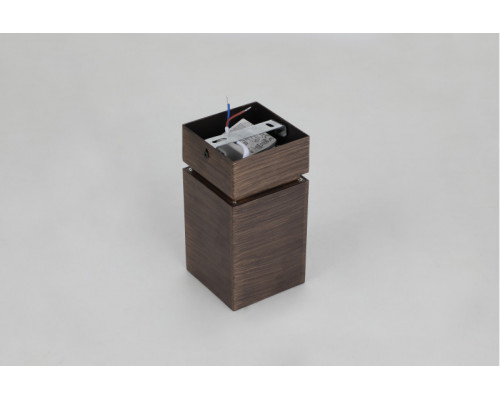 Оформить заказ Накладной светильник Favourite 2794-1U| VIVID-LIGHT.RU