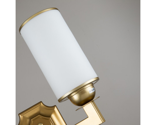 Купить Бра Favourite 2621-2W| VIVID-LIGHT.RU