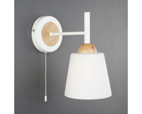 Заказать Бра Eurosvet 70085/1 белый| VIVID-LIGHT.RU