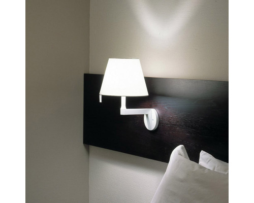 Сделать заказ Бра Artemide 0721010A| VIVID-LIGHT.RU