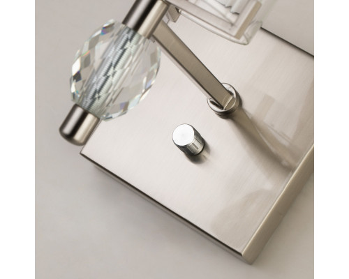 Купить Бра Favourite 2704-1W| VIVID-LIGHT.RU