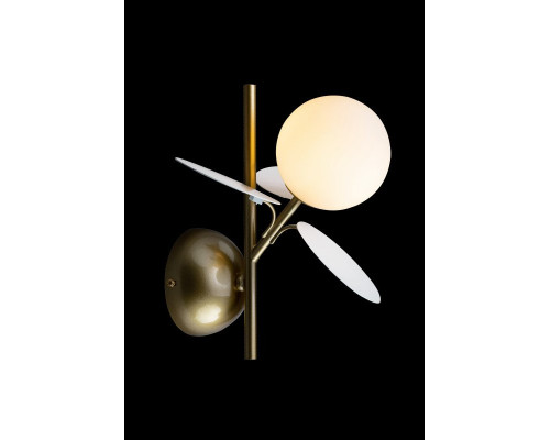 Купить Бра LOFT IT 10008/1W white| VIVID-LIGHT.RU