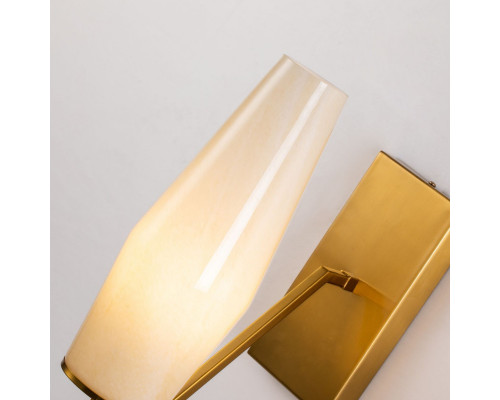 Заказать Бра Favourite 2872-1W| VIVID-LIGHT.RU