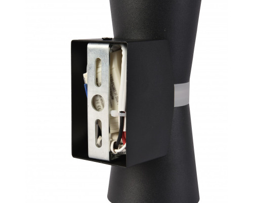 Заказать Бра Favourite 3076-1W| VIVID-LIGHT.RU