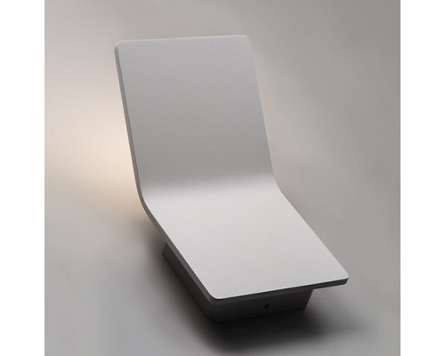 Купить Бра ITALLINE WLE 1931 white| VIVID-LIGHT.RU