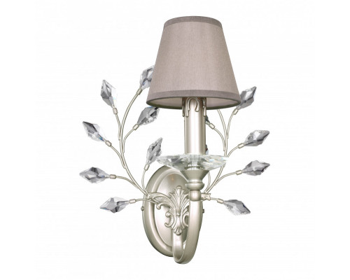 Купить Бра Favourite 2173-1W| VIVID-LIGHT.RU