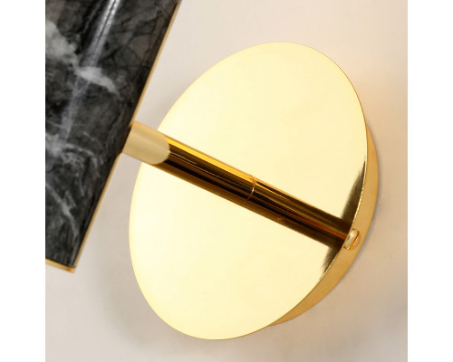 Сделать заказ Бра Favourite 2749-1W| VIVID-LIGHT.RU