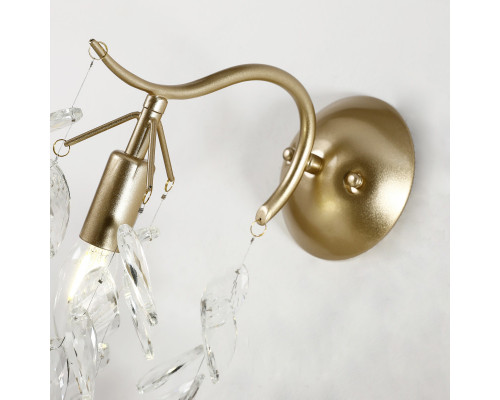 Купить Бра Favourite 3003-1W| VIVID-LIGHT.RU