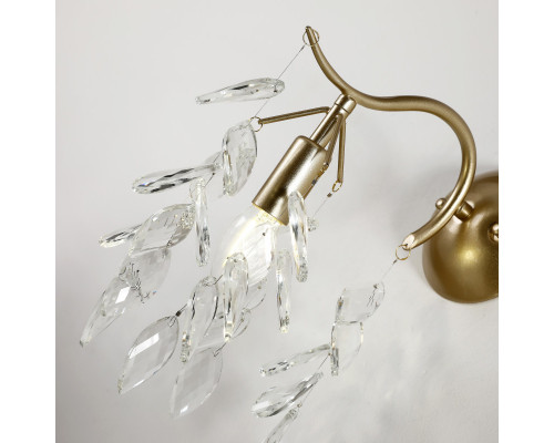 Купить Бра Favourite 3003-1W| VIVID-LIGHT.RU