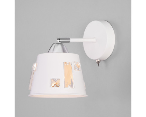 Заказать Бра Eurosvet 70105/1 белый| VIVID-LIGHT.RU