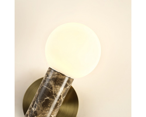 Сделать заказ Бра Favourite 2750-1W| VIVID-LIGHT.RU