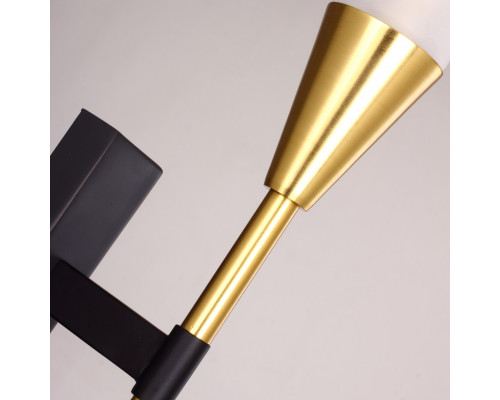 Сделать заказ Бра Favourite 2565-1W| VIVID-LIGHT.RU