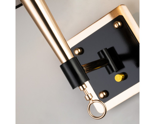 Купить Бра Favourite 2708-1W| VIVID-LIGHT.RU