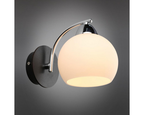 Купить Бра Omnilux OML-25401-01| VIVID-LIGHT.RU