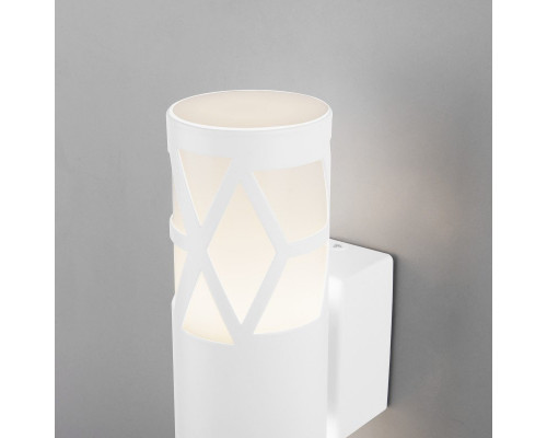 Оформить заказ Бра Elektrostandard Fanc LED белый (MRL LED 1023)| VIVID-LIGHT.RU