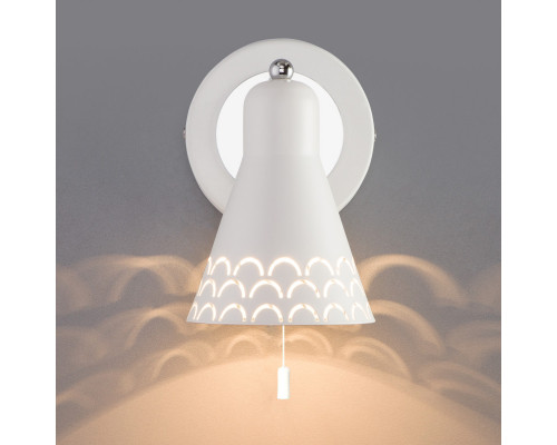 Оформить заказ Бра Eurosvet 70100/1 белый| VIVID-LIGHT.RU