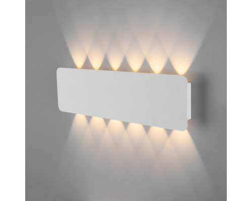 Оформить заказ Бра Eurosvet 40139/1 LED белый| VIVID-LIGHT.RU