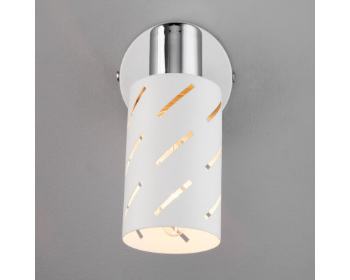 Купить Бра Eurosvet 20090/1 белый/хром| VIVID-LIGHT.RU