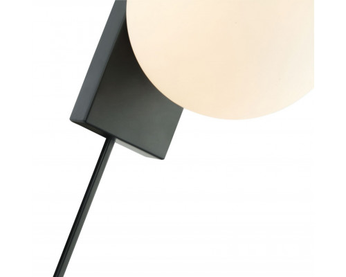 Купить Бра Favourite 2823-1W| VIVID-LIGHT.RU