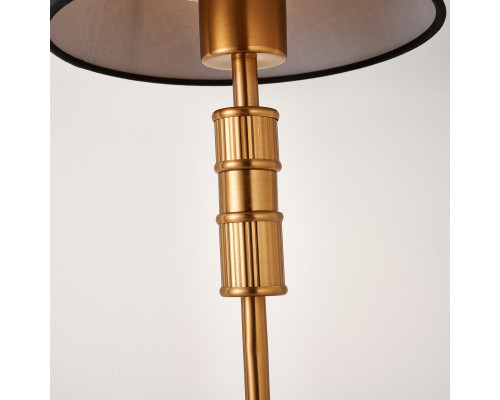 Купить Настольная лампа Favourite 2933-1T| VIVID-LIGHT.RU