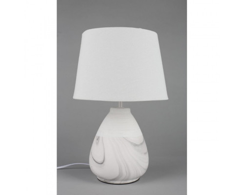 Оформить заказ Настольная лампа Omnilux OML-82104-01| VIVID-LIGHT.RU