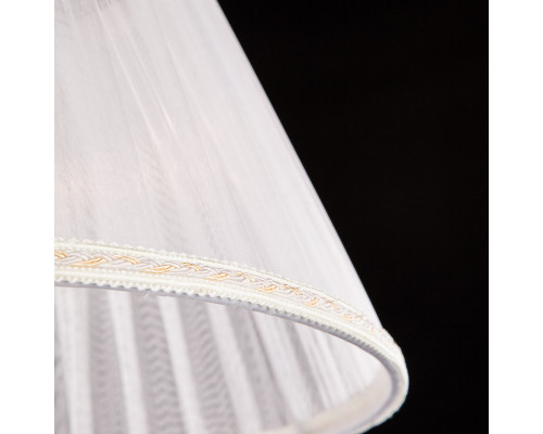 Купить Настольная лампа Eurosvet 01002/1 белый с золотом| VIVID-LIGHT.RU