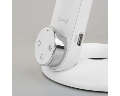 Оформить заказ Настольная лампа Eurosvet 80428/1 белый| VIVID-LIGHT.RU