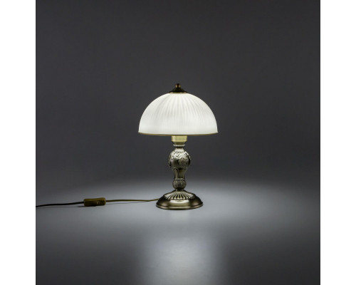 Сделать заказ Настольная лампа Citilux CL405823| VIVID-LIGHT.RU