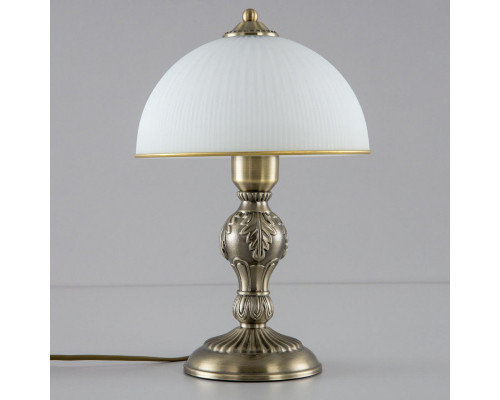 Сделать заказ Настольная лампа Citilux CL405823| VIVID-LIGHT.RU