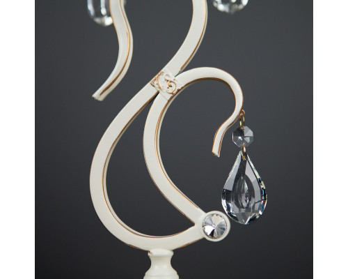 Оформить заказ Настольная лампа Eurosvet 12205/1T белый Strotskis| VIVID-LIGHT.RU