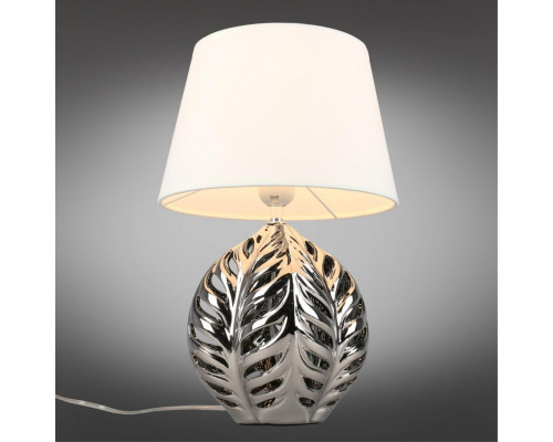 Купить Настольная лампа Omnilux OML-19504-01| VIVID-LIGHT.RU