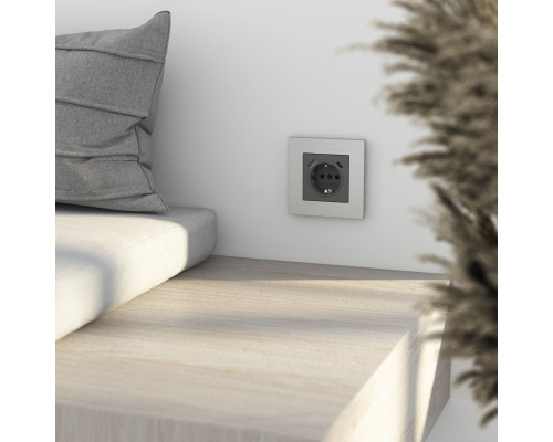 Купить Рамка Werkel W0013506| VIVID-LIGHT.RU